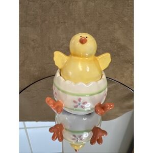 Ganz Chick Hatching from Egg Ceramic Salt & Pepper Shakers Yellow & White READ